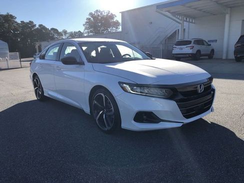 Certified 2022 Honda Accord Sport image 3