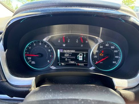 Used 2018 Chevrolet Traverse Premier AWD/4WD image 27