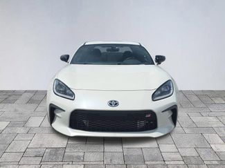 Used 2023 Toyota GR86 RWD video 2