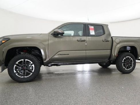 New 2026 Toyota Tacoma TRD Sport image 18