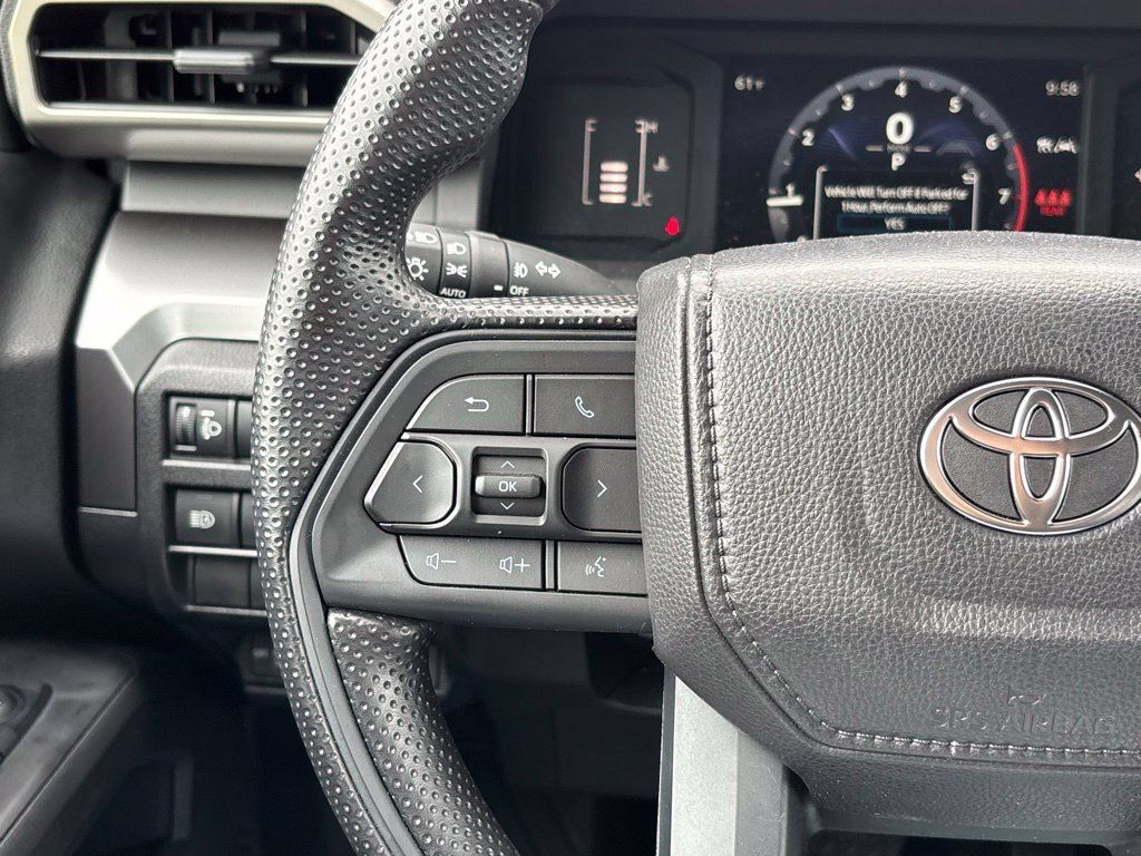 Used 2026 Toyota Tacoma SR5 AWD/4WD image 15