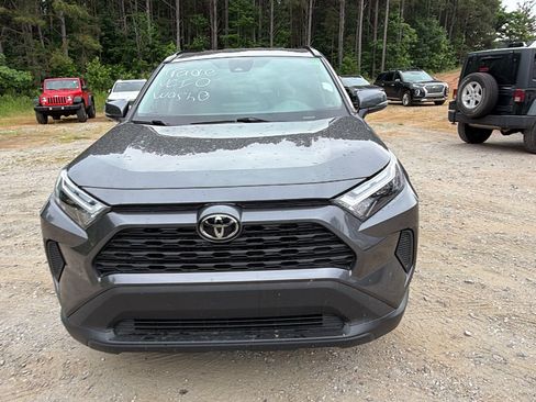 Used 2024 Toyota RAV4 XLE AWD/4WD image 3