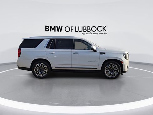 Used 2024 GMC Yukon Denali Ultimate image 2