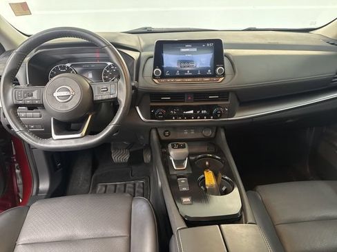 Certified 2024 Nissan Rogue SV w/ SV Premium Package FWD image 19