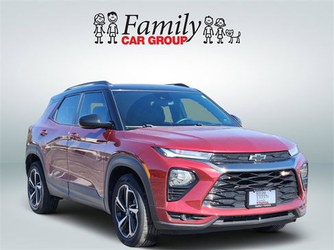 Used 2022 Chevrolet TrailBlazer RS image 2