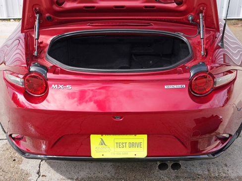 Used 2023 MAZDA MX-5 Miata Club w/ Brembo/BBS Recaro Package image 9