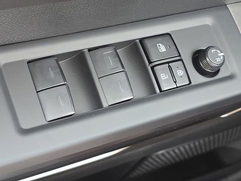 New 2026 Toyota Tundra SR5 AWD/4WD image 13
