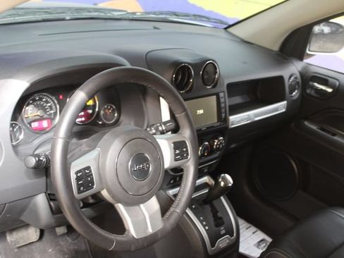 Used 2016 Jeep Compass 4WD image 14