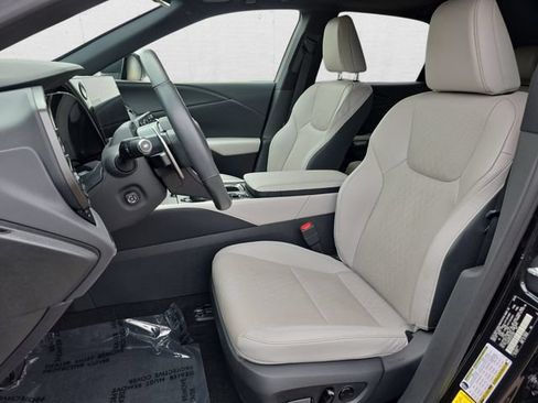 Used 2023 Lexus RX 350 Premium Plus w/ Accessory Package AWD/4WD image 15