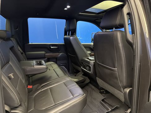 Used 2020 Chevrolet Silverado 2500 High Country w/ Z71 Off-Road Package AWD/4WD image 29
