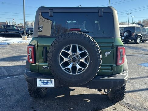 Used 2022 Ford Bronco Badlands image 5