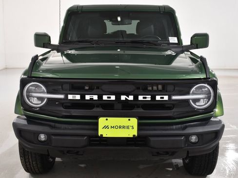 Used 2025 Ford Bronco Outer Banks AWD/4WD image 3