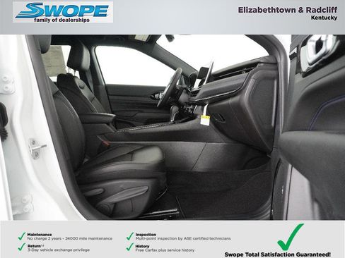 New 2026 Jeep Compass Latitude image 10