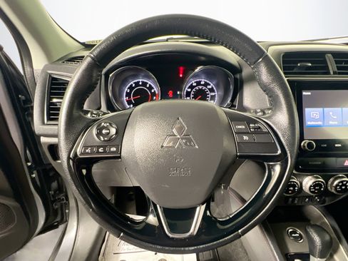 Used 2024 Mitsubishi Outlander Sport SE AWD/4WD image 17