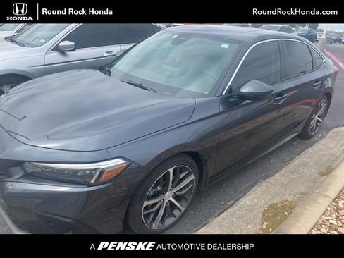 Used 2023 Honda Civic Touring image 1