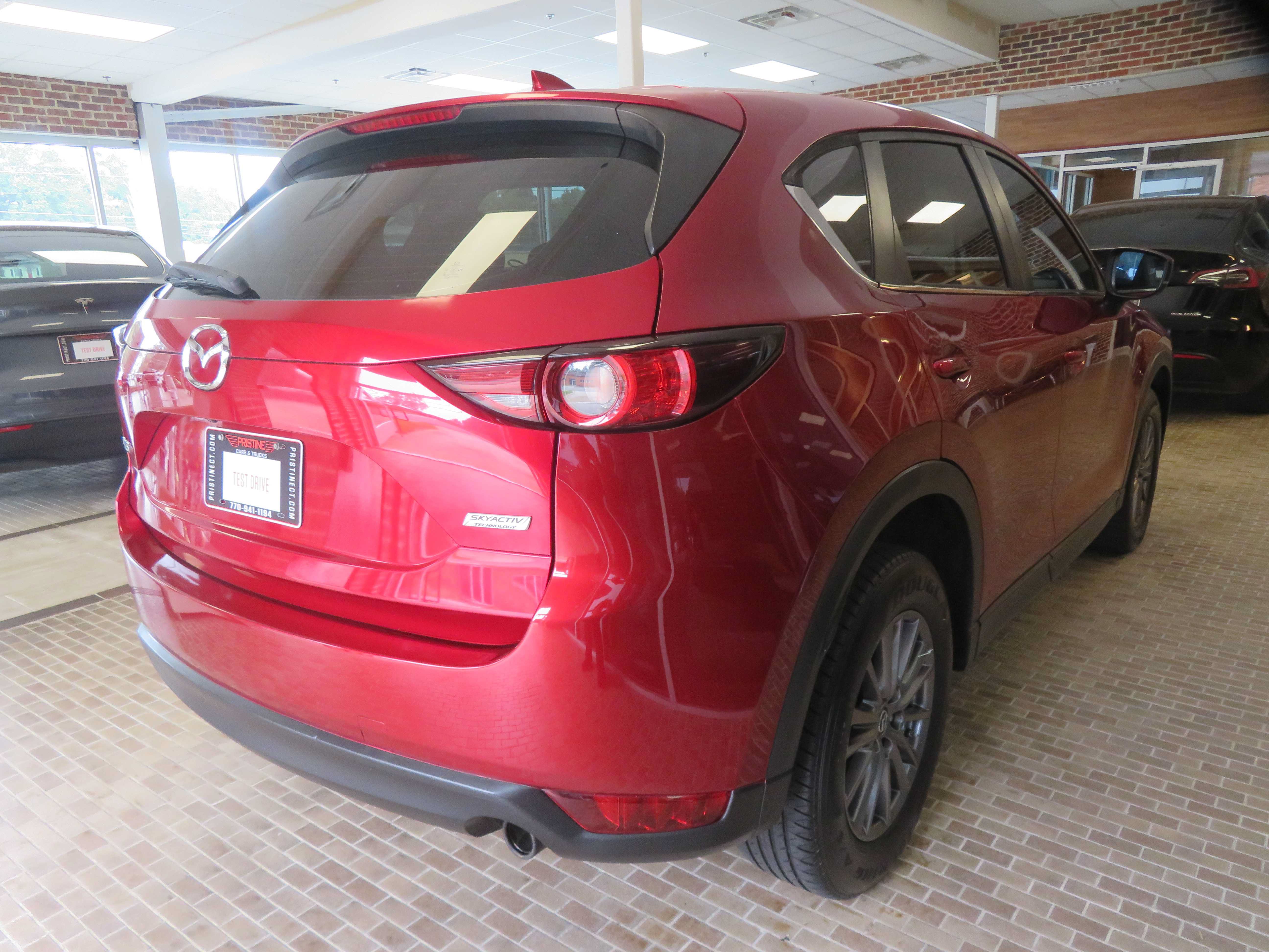 Used 2017 MAZDA CX-5 Sport FWD image 4