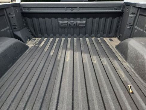 Certified 2025 GMC Sierra 1500 SLT AWD/4WD image 23