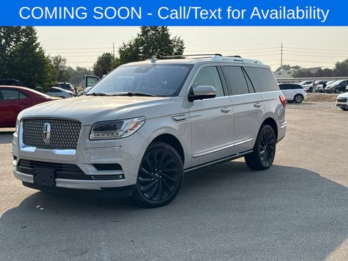 Used 2020 Lincoln Navigator Reserve w/ Equipment Group 208A Reserve AWD/4WD image 3