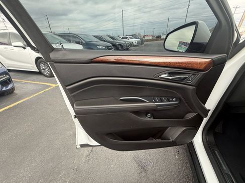 Used 2013 Cadillac SRX Luxury w/ Driver Assist Package image 22