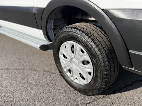 Used 2024 Ford Transit 250 Low Roof w/ Exterior Upgrade Package image 43