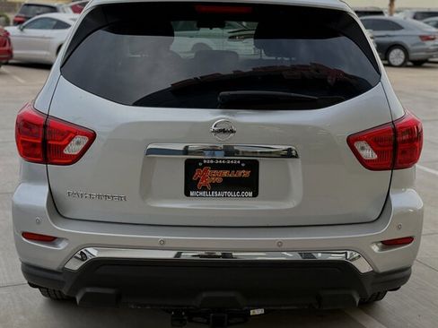 Used 2020 Nissan Pathfinder S image 7