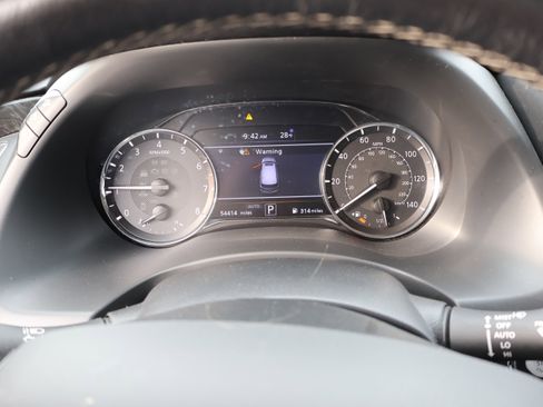 Used 2024 INFINITI QX80 Luxe image 42