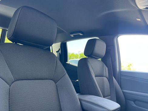 New 2025 GMC Canyon Elevation w/ Technology Package image 13