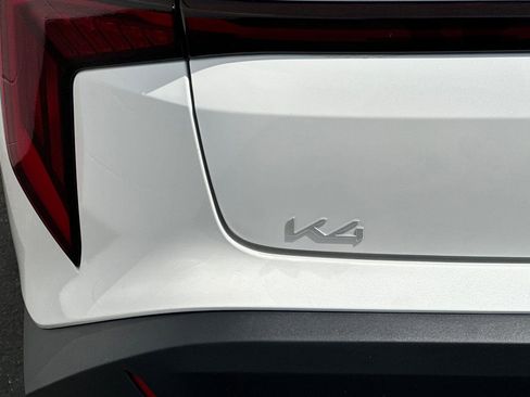Certified 2025 Kia K4 LXS image 31