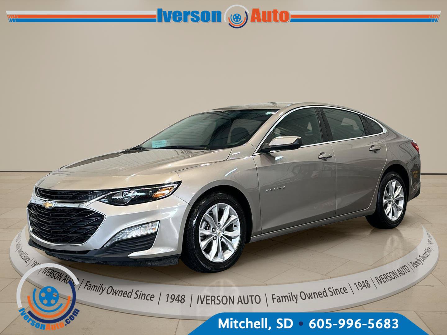 Used 2025 Chevrolet Malibu LT FWD image 3