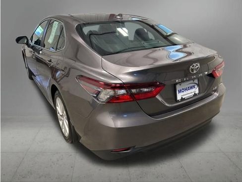 Used 2023 Toyota Camry LE FWD image 3
