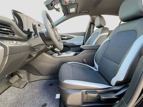 New 2026 Buick Envista Preferred w/ Convenience II Package image 15