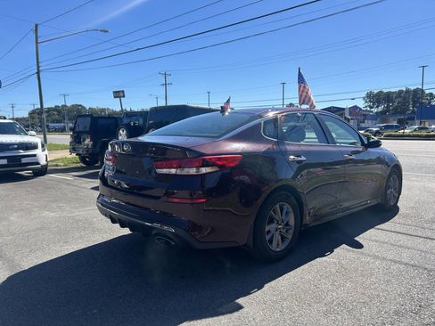 Used 2020 Kia Optima LX image 5