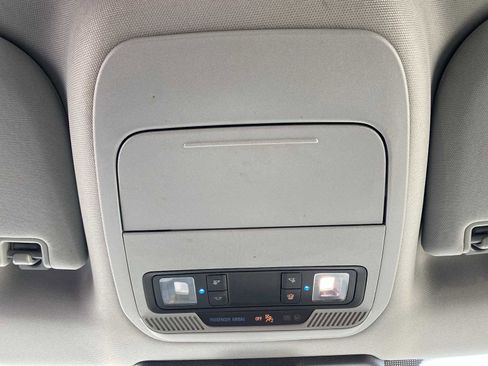 Used 2022 Ford F150 XLT image 24