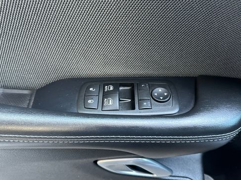 Used 2015 Dodge Challenger R/T w/ Quick Order Package 28B R/T RWD image 11