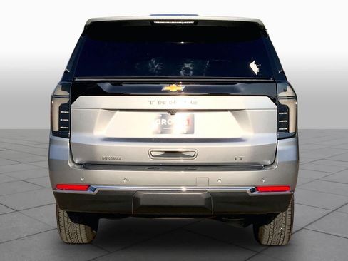 Used 2025 Chevrolet Tahoe LT w/ Comfort Package AWD/4WD image 5