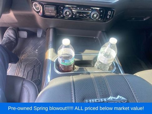 Used 2025 Chevrolet Silverado 3500 High Country w/ High Country Premium Package AWD/4WD image 26
