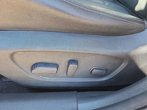 Used 2016 Nissan Rogue SL w/ SL Premium Package image 20