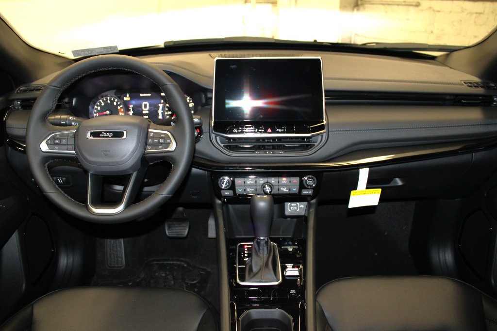 New 2026 Jeep Compass Limited AWD/4WD image 9