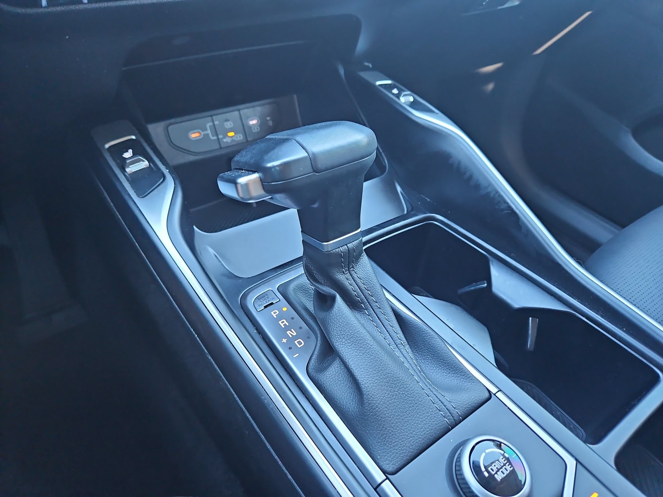 Used 2025 Kia Sorento S w/ Panoramic Sunroof Package FWD image 34
