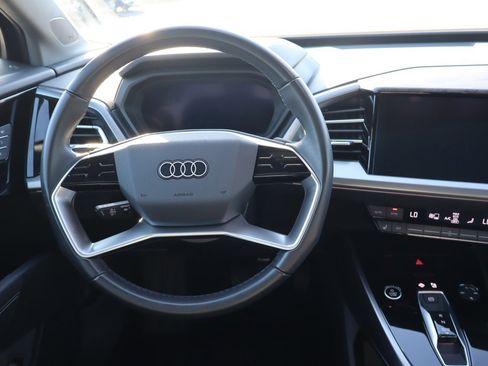 Used 2023 Audi Q4 e-tron Premium Plus w/ Premium Plus image 10