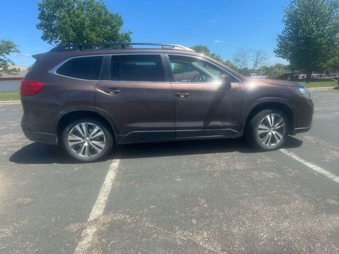 Used 2020 Subaru Ascent Premium w/ Sport Package AWD/4WD image 8
