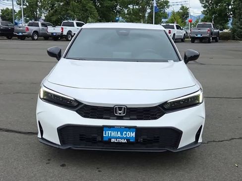 Used 2025 Honda Civic Sport image 3