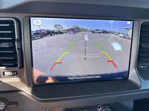 New 2025 Ford Bronco 4-Door image 25