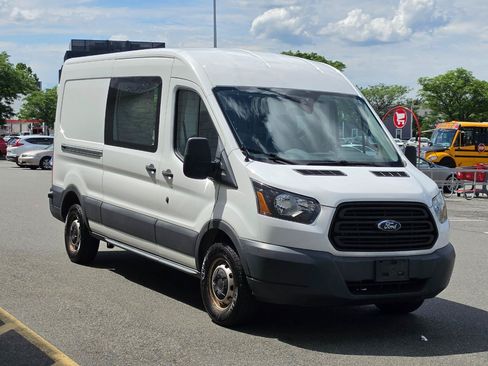 Used 2017 Ford Transit 250 148 Medium Roof RWD image 3