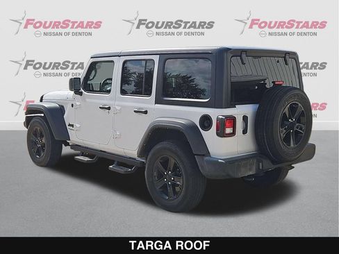Used 2022 Jeep Wrangler Unlimited Sport AWD/4WD image 7