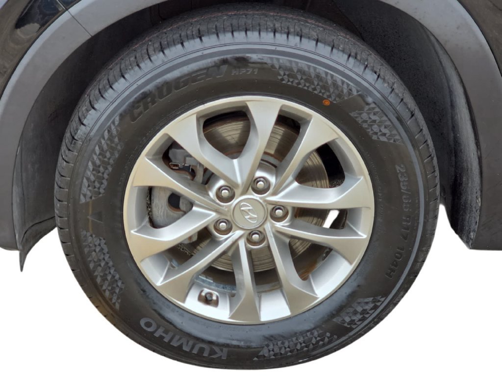 Used 2019 Hyundai Santa Fe SE FWD image 30