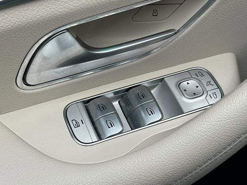 Certified 2022 Mercedes-Benz GLE 350 4MATIC image 13