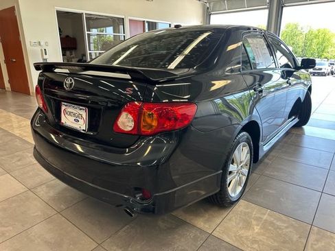 Used 2009 Toyota Corolla S FWD image 4