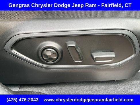 Certified 2023 Jeep Grand Cherokee Overland AWD/4WD image 27
