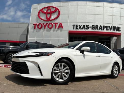 Used 2026 Toyota Camry LE FWD image 2